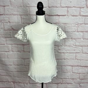 NWOT Anthropologie Flower & Feather Top Sz Small